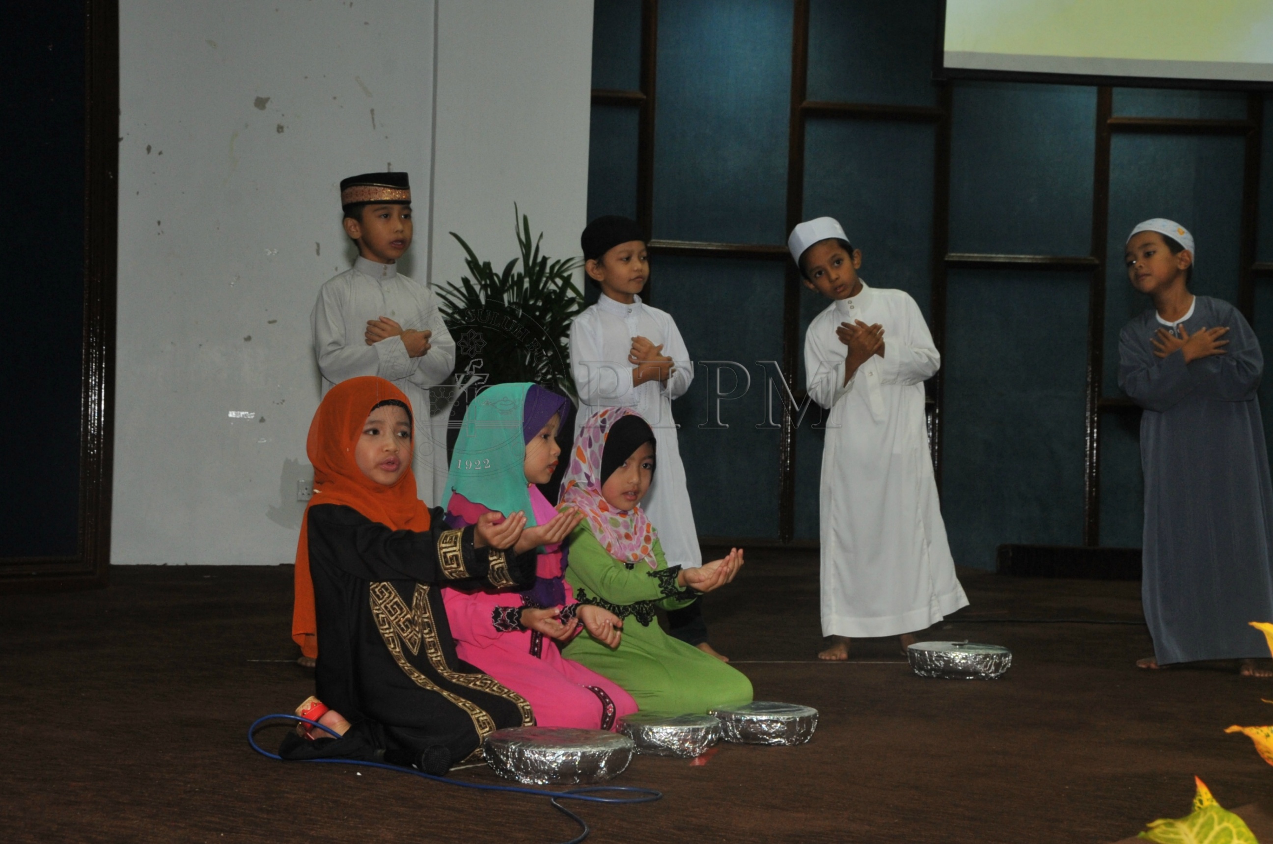 PRO 14 109 HIJRAHPRO 8504